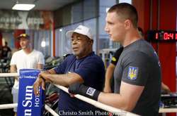 Джеймс Алі Башир і Владислав Сіренко