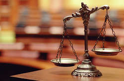 Чи довіряють українці судам? Результати опитування USAID 