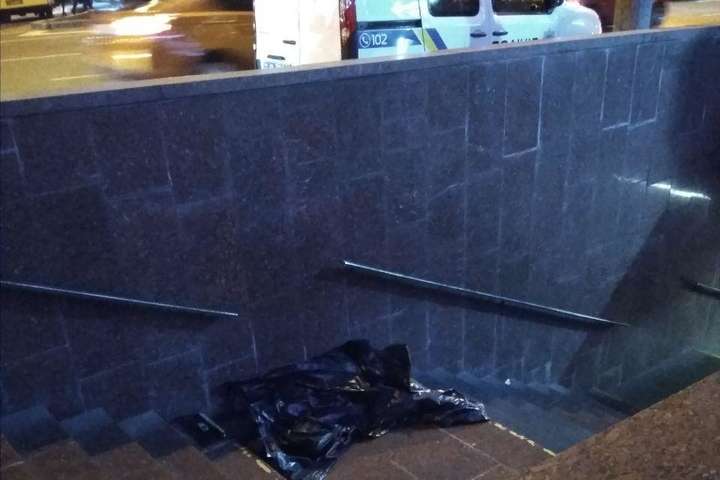 В столиці біля метро «Либідська» померла людина