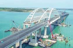 В России беспощадно высмеяли Крымский мост (видео)