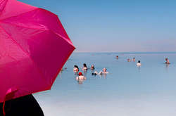 Израильский фотограф раскрыл тайну Мертвого моря 