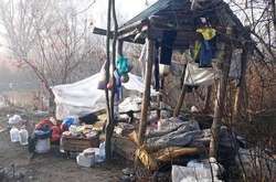 Тіло чоловіка  знайшли випадкові свідки в лісосмузі на березі місцевого озера 