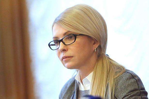 Тимошенко вдвічі випереджає конкурентів у президентських рейтингах, - опитування