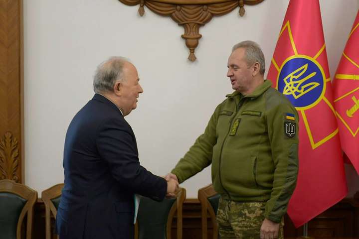 Начальник Генштабу ЗСУ Муженко зустрівся з головою місії ОБСЄ на Донбасі
