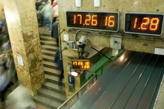 У столичній підземці з’являться табло відліку часу до прибуття потягу