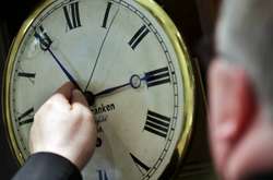 Депутати просять уряд оцінити доцільність переходу на «літній» час