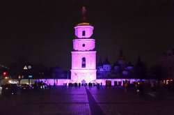 Фіолетовий колір, яким підсвітять Софію Київську, символ Міжнародного дня передчасно народжених дітей