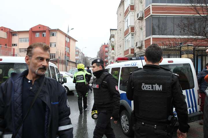 У Туреччині заарештували групу культурних діячів та вчених