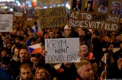 В Праге прошла акция протеста против подозреваемого в коррупции премьер-министра