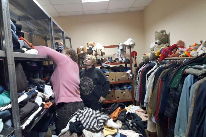 У Києві працює банк одягу для нужденних