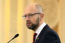 Яценюк пообіцяв ніколи не казати «гострих речей» на адресу Тимошенко