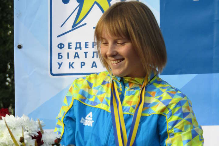 Українська біатлоністка Блашко бере участь у змаганнях з лижних гонок у Швеції