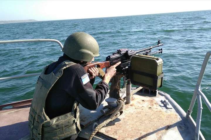 Полторак відповів на російські погрози «закрити» Азовське море