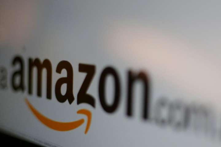 Євродепутати закликали Amazon заборонити продаж товарів із символікою СРСР