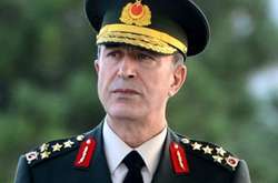 Міністр національної оборони Туреччини Гулусі Акар