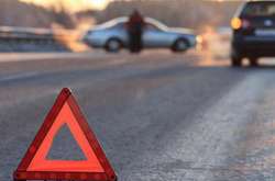 Половина всіх випадків смерті в дорожньо-транспортних пригодах припадає на пішоходів, мотоциклістів і велосипедистів