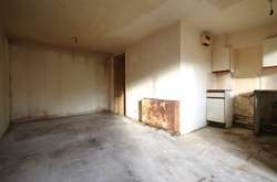 Арендаторы из ада: собственники жилья показывают худшие дома, оставленные гостями