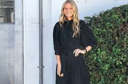 Мраморные гантели и портативное биде: Гвинет Пэлтроу предлагает приобрести необычные подарки к Новому году