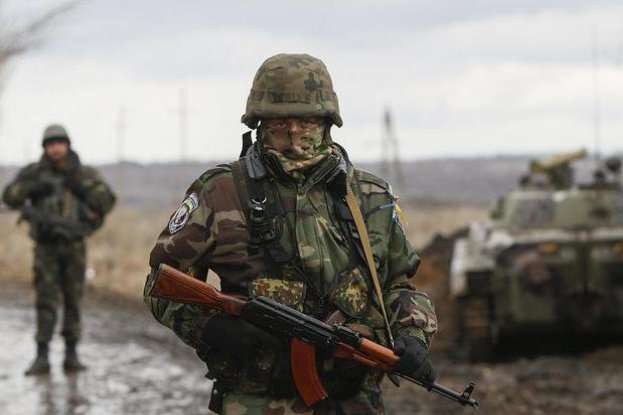 Військові назвали найгарячіші точки на Донбасі
