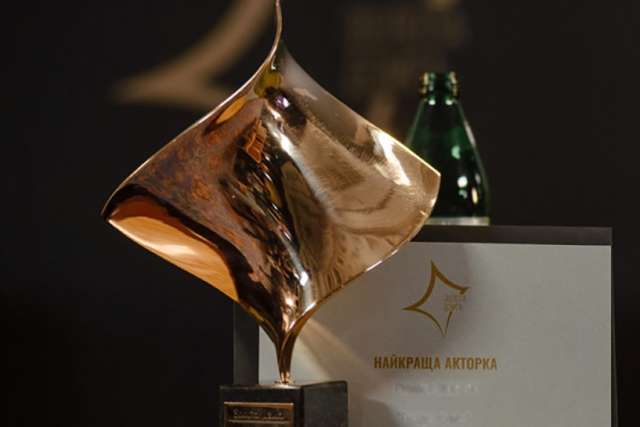 Українська кіноакадемія додала дві номінації до премії «Золота дзиґа»