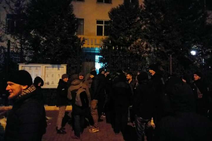 Поліція відпустила активістів, які були затримані біля Будинку профспілок
