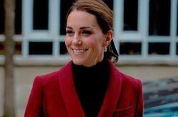 Кейт Миддлтон в элегантном костюме посетила лабораторию нейронауки в Лондоне