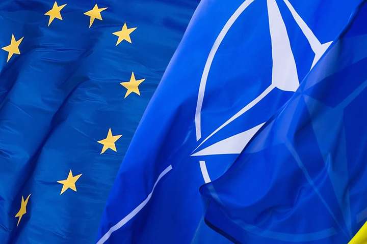 Порошенко: Рух України в ЄС і НАТО – незворотній
