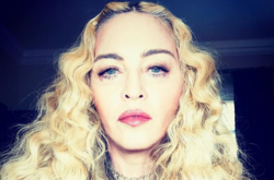 Мадонна собрала на одном фото всех своих шестерых детей