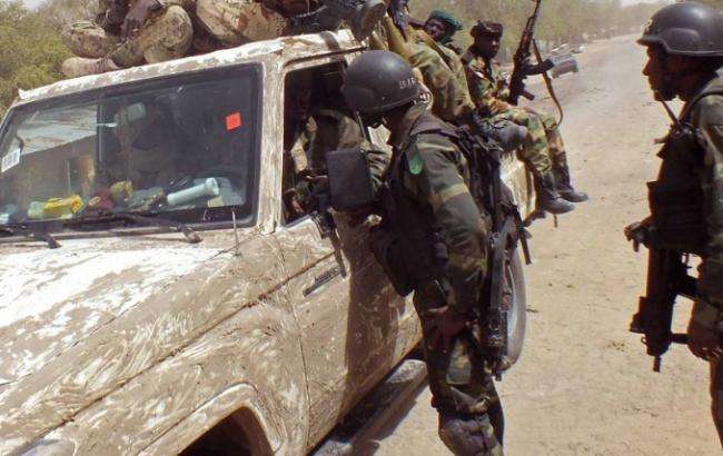 У Нігерії бойовики напали на військову базу: загинуло близько 100 людей