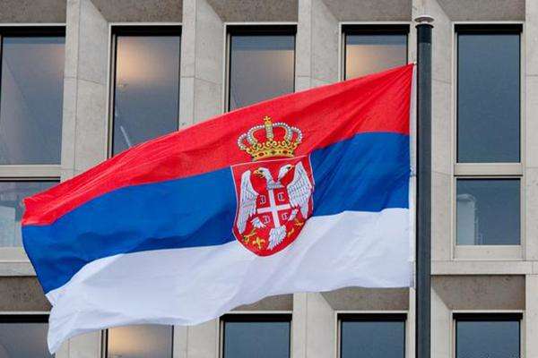 В Сербії екстрено зібрався уряд, президент проводить переговори із силовиками