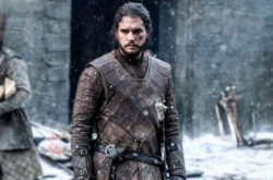 Скандал с интимным фото Кита Харингтона: актер опроверг слухи о супружеской измене