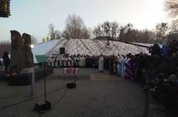 У Києві пройшла церемонія вшанування жертв Голодомору (відео)