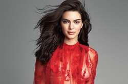 Cупермодель Кендалл Дженнер показала отличную фигуру в бикини (фото)