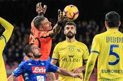 Чемпіонат Італії. «Наполі» сенсаційно подарував очко аутсайдеру і відпустив «Ювентус»