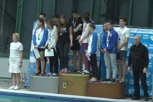 У Харкові завершилася першість України з плавання серед юніорів. Результати