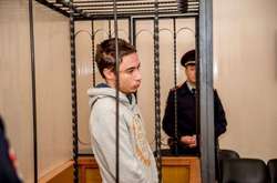 Батько Гриба розказав, як пройшло побачення Павла з матір’ю в СІЗО