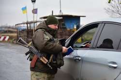 Пункти пропуску на Донбасі переходять на новий графік