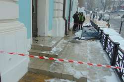 Столична поліція затримала чоловіка, який намагався підпалити Андріївську церкву