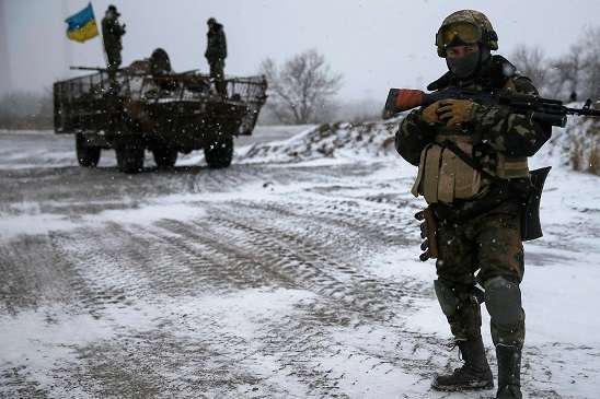 Доба на Донбасі: бойовики із 82-мм мінометів обстріляли українських військових