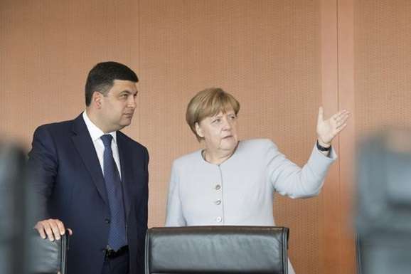 Гройсман і Меркель проводять зустріч у Берліні 