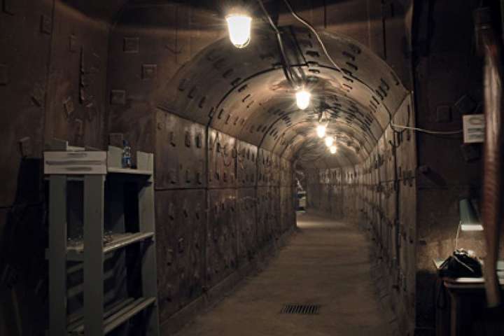 У столичній підземці відремонтують бомбосховища