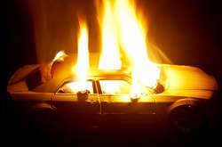 На Дерибасівській загорівся легковий автомобіль