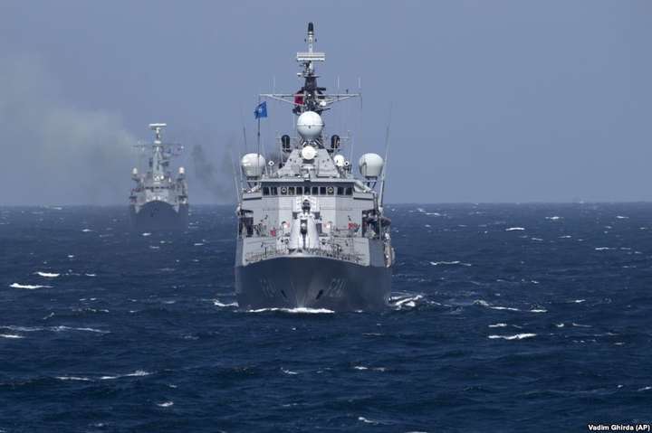 У НАТО заявили, що їх кораблі вже у Чорному морі