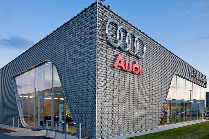 Дилерский центр audi