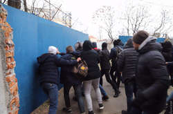 Масова бійка в Одесі: охоронці будмайданчика напали на активістів (фото,відео)