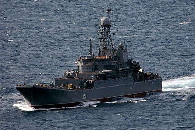 Муженко: українські кораблі попереджали РФ про прохід Керченською протокою