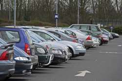 Біля кінцевих станцій метро у Києві з’являться перехоплюючі паркінги