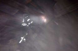 Загорання сталося в місці проходження димовідвідної труби через перекриття стелі