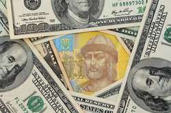 Гривня сьогодні почала зміцнюватись 