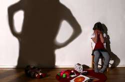 Франция намерена запретить телесные наказания детей в семье